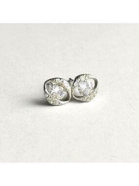 CZ Sterling silver stud earrings 🆕